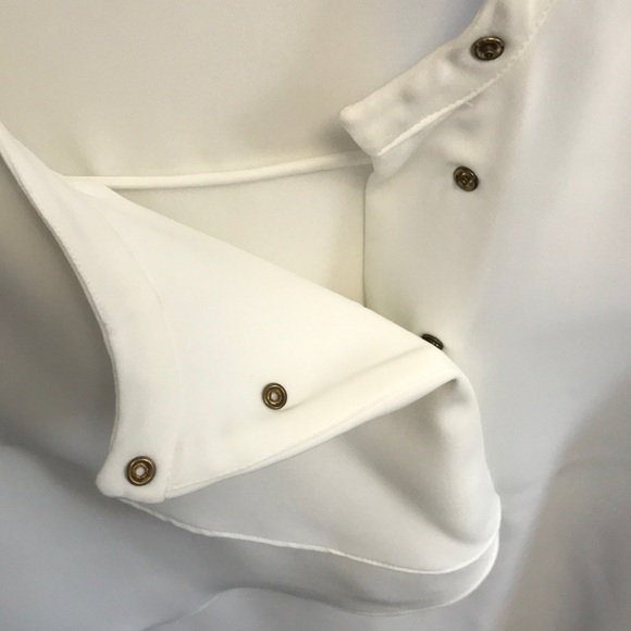 Zara basic white ruffle top. - Picture 2 of 4